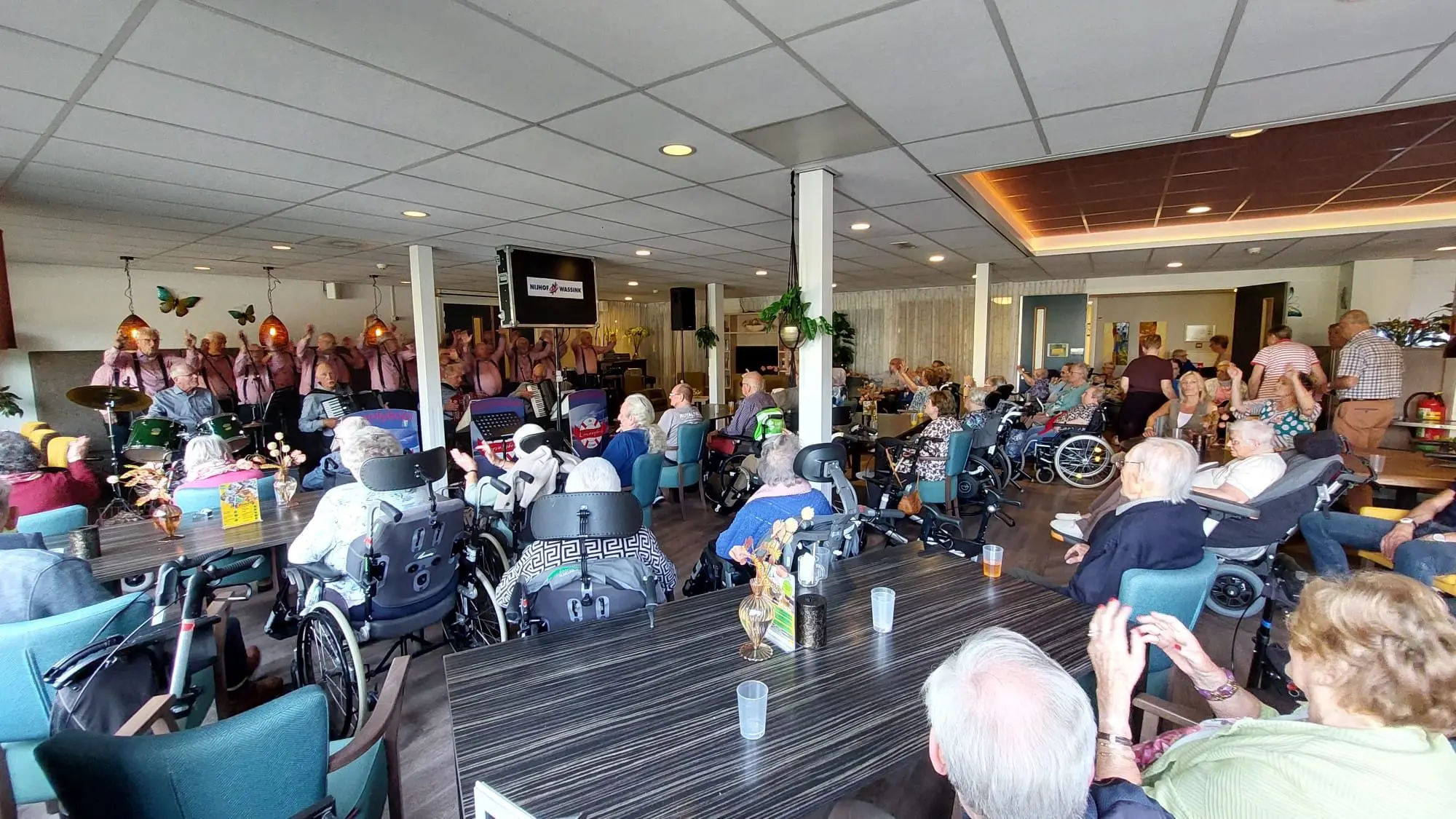 Optreden Het Hof, foto 3